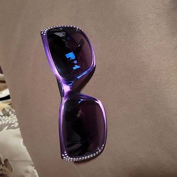 Purple Rhinestone Sunglasses 👓 - Picture 9 of 9